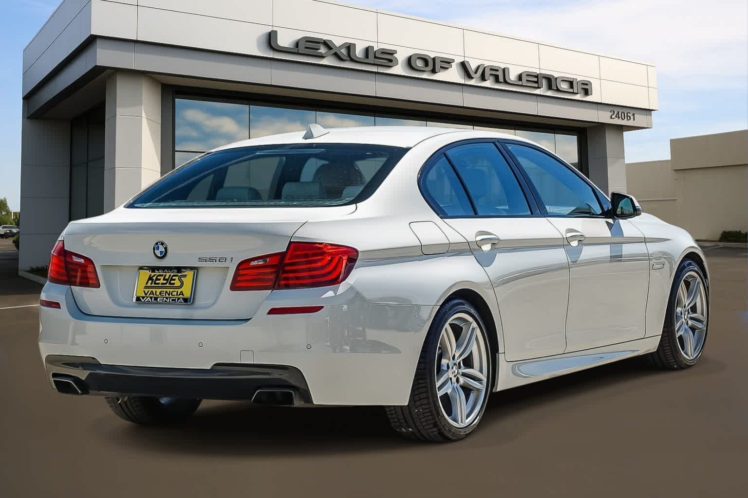 Thumbnail: 2014 BMW 5 Series - 4