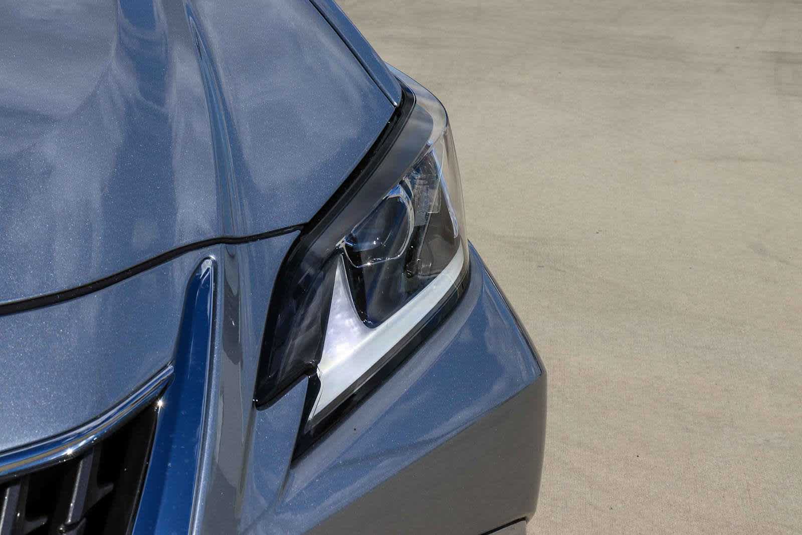 Thumbnail: 2025 Lexus ES - 6