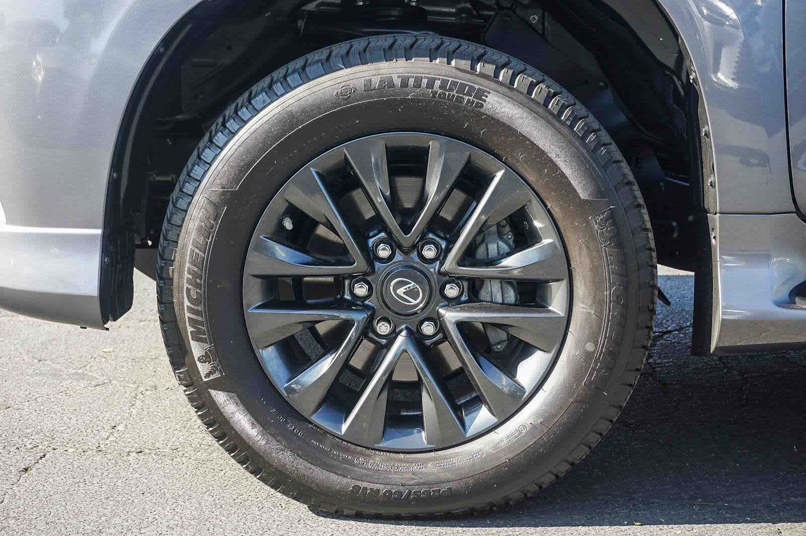 Thumbnail: 2023 Lexus GX - 15