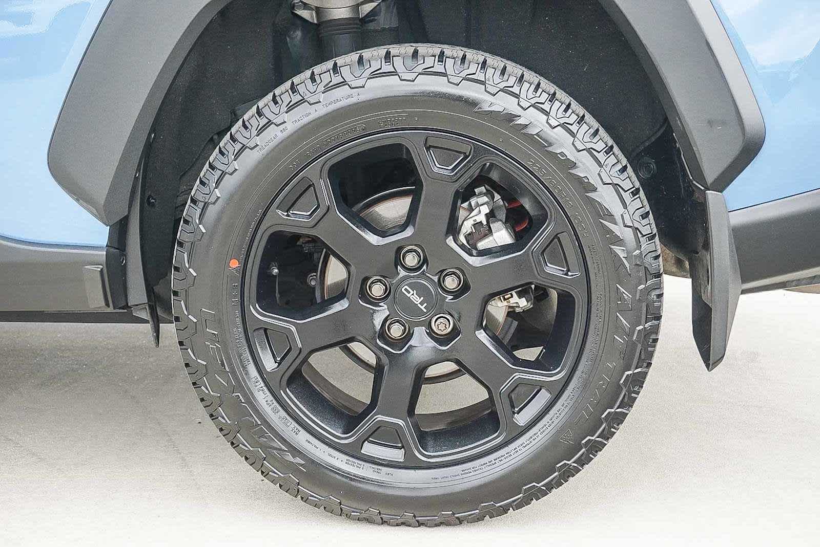 Thumbnail: 2022 Toyota RAV4 - 14