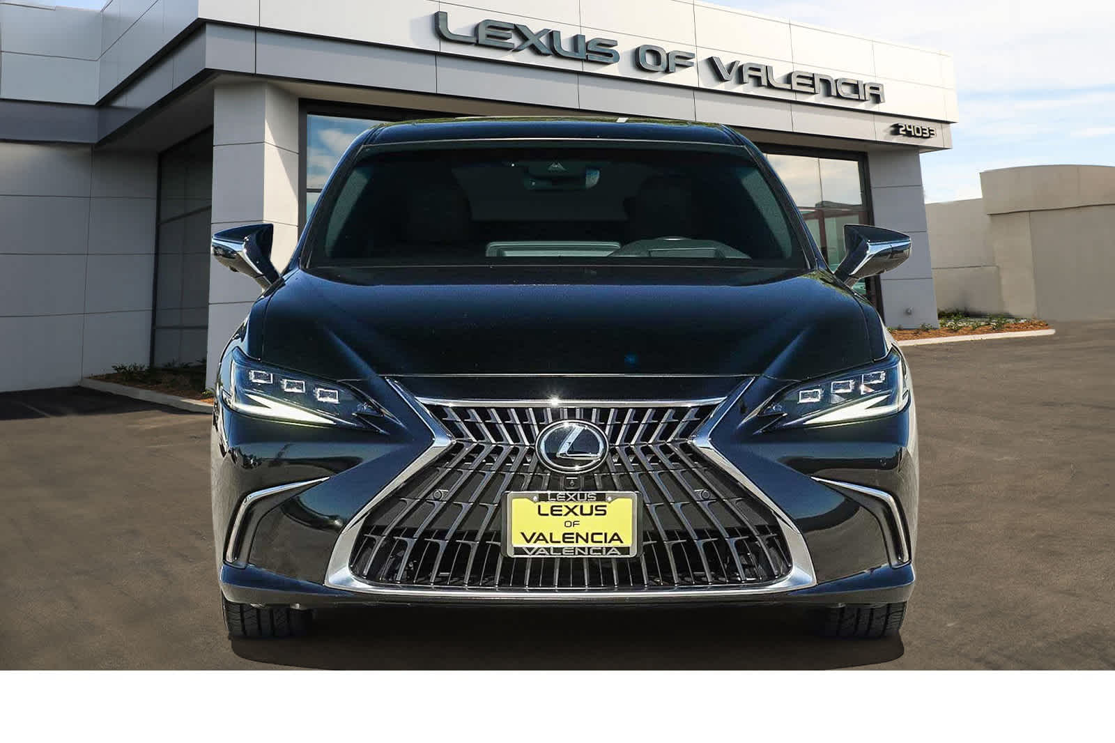 Thumbnail: 2023 Lexus ES - 6