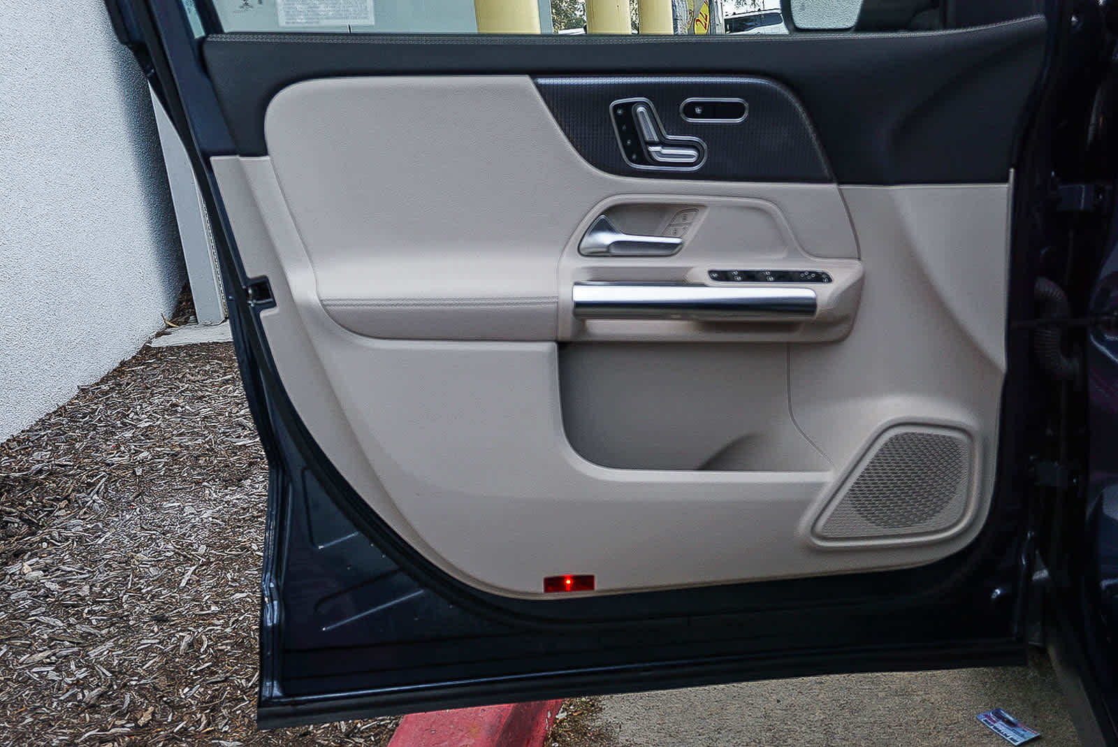 Thumbnail: 2022 Mercedes-Benz GLA - 25