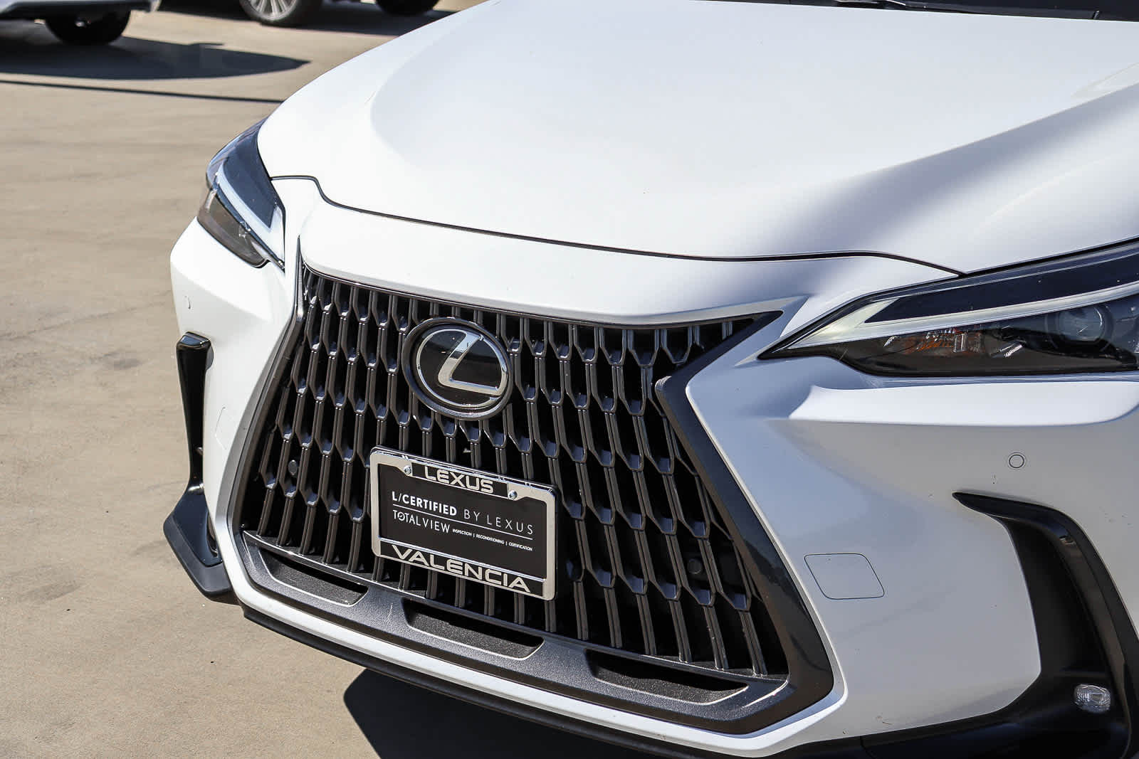 Thumbnail: 2025 Lexus ES - 7
