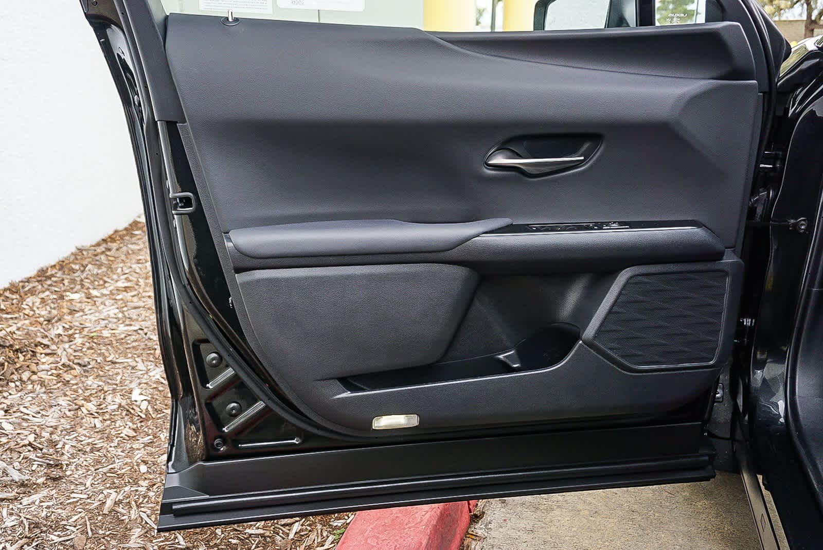 Thumbnail: 2025 Lexus UX - 22