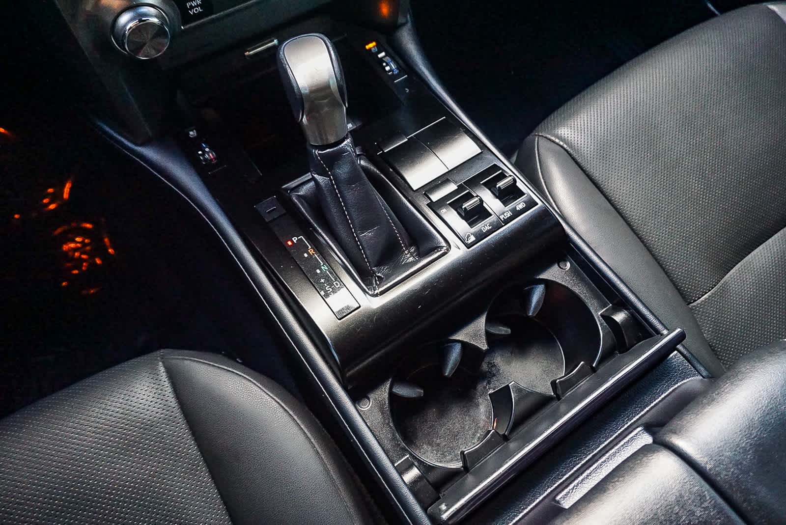 Thumbnail: 2020 Lexus GX - 24