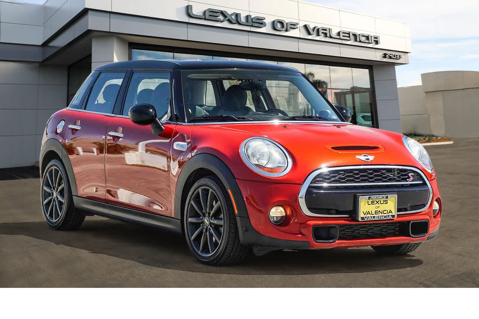 Thumbnail: 2018 MINI Cooper Hardtop - 5