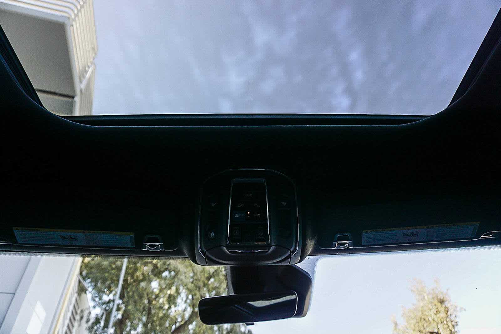 Thumbnail: 2025 Jeep Grand Cherokee - 14