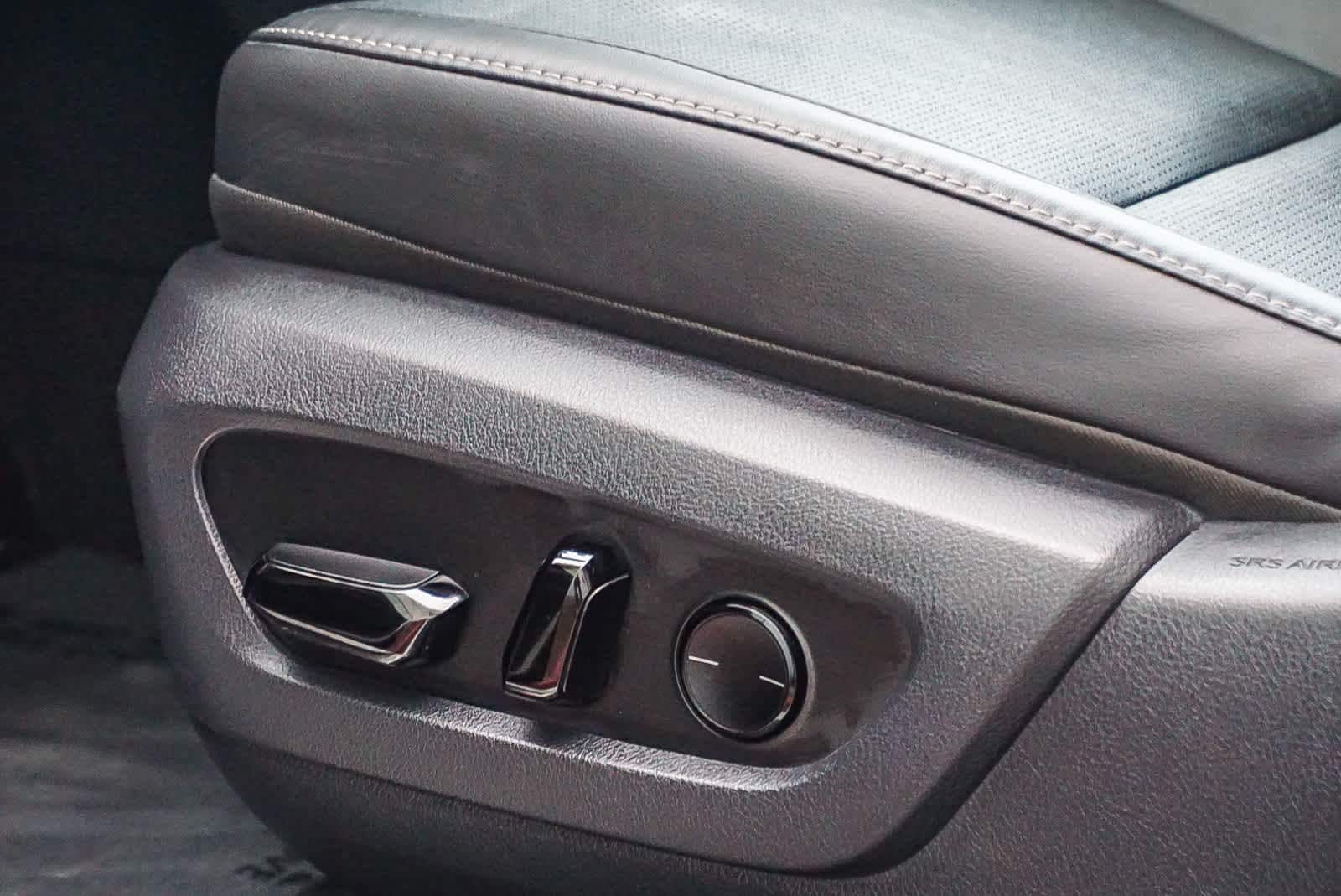 Thumbnail: 2025 Lexus RX - 21