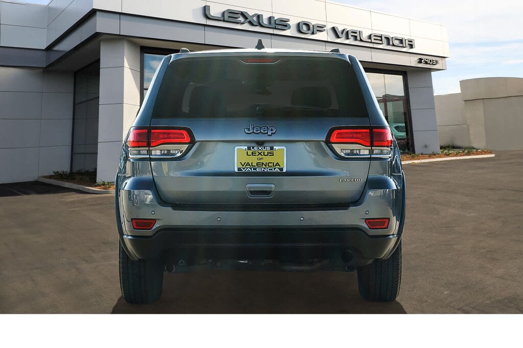 Used 2020 Jeep Grand Cherokee Laredo SUV