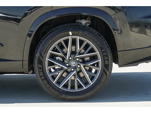 Thumbnail: 2026 Lexus TX - 10