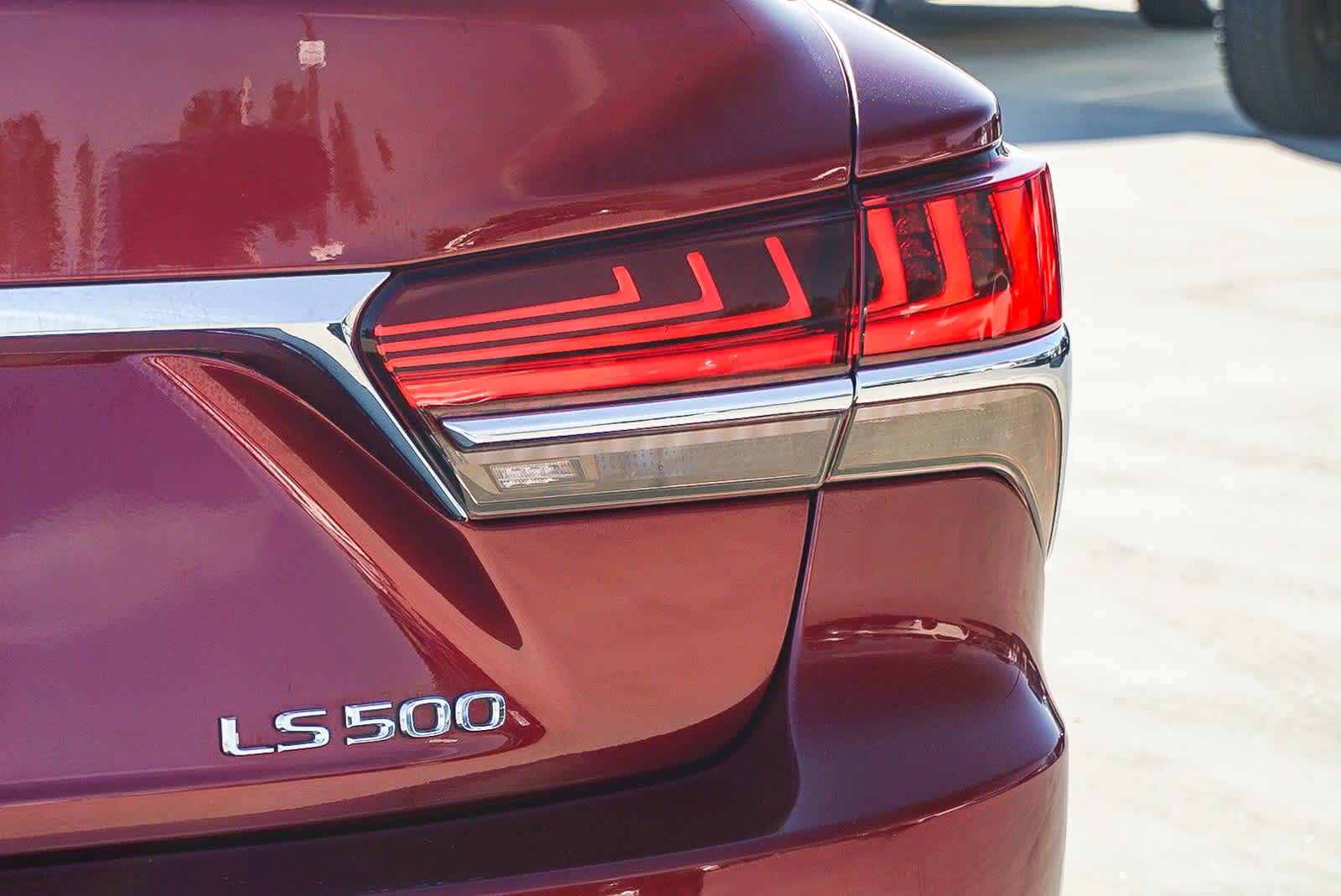 Thumbnail: 2018 Lexus LS - 10