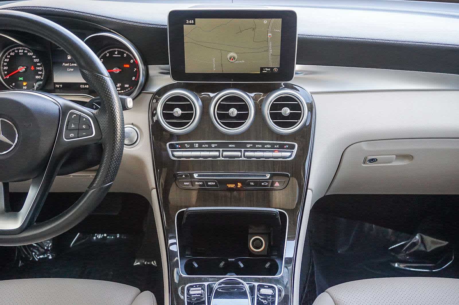 Thumbnail: 2016 Mercedes-Benz GLC - 14
