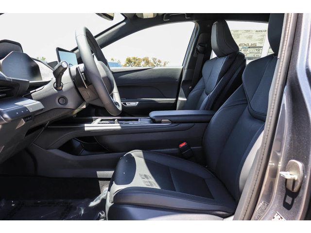 Thumbnail: 2026 Lexus ES - 18