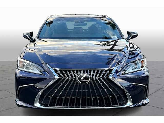 Thumbnail: 2025 Lexus ES - 3