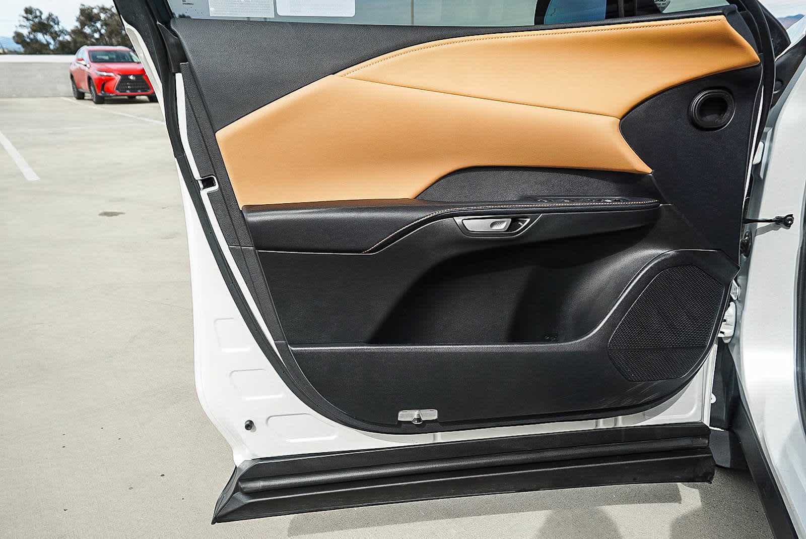 Thumbnail: 2025 Lexus RX - 28