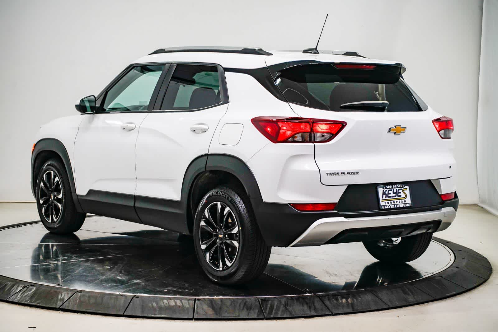 Thumbnail: 2022 Chevrolet TrailBlazer - 2