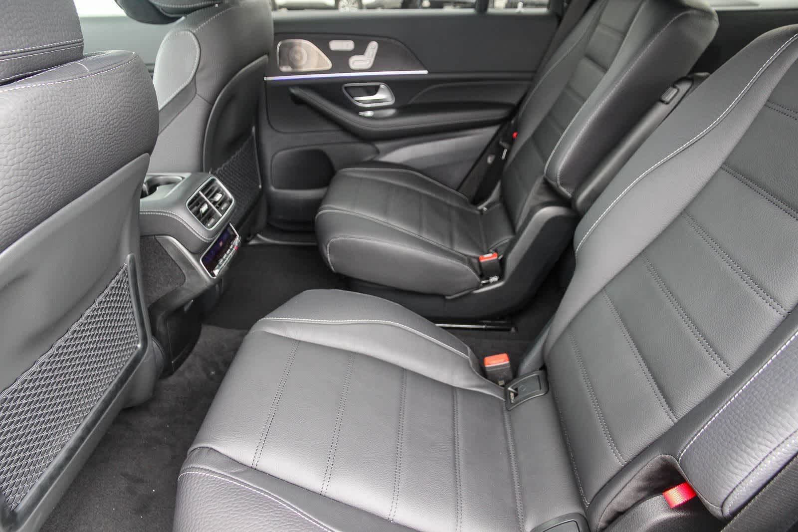 Thumbnail: 2026 Mercedes-Benz GLS - 20