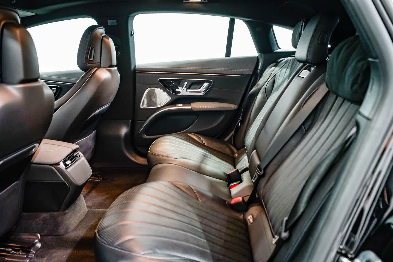 Thumbnail: 2024 Mercedes-Benz EQS - 18