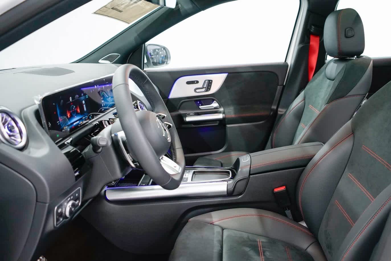 Thumbnail: 2025 Mercedes-Benz GLA - 19