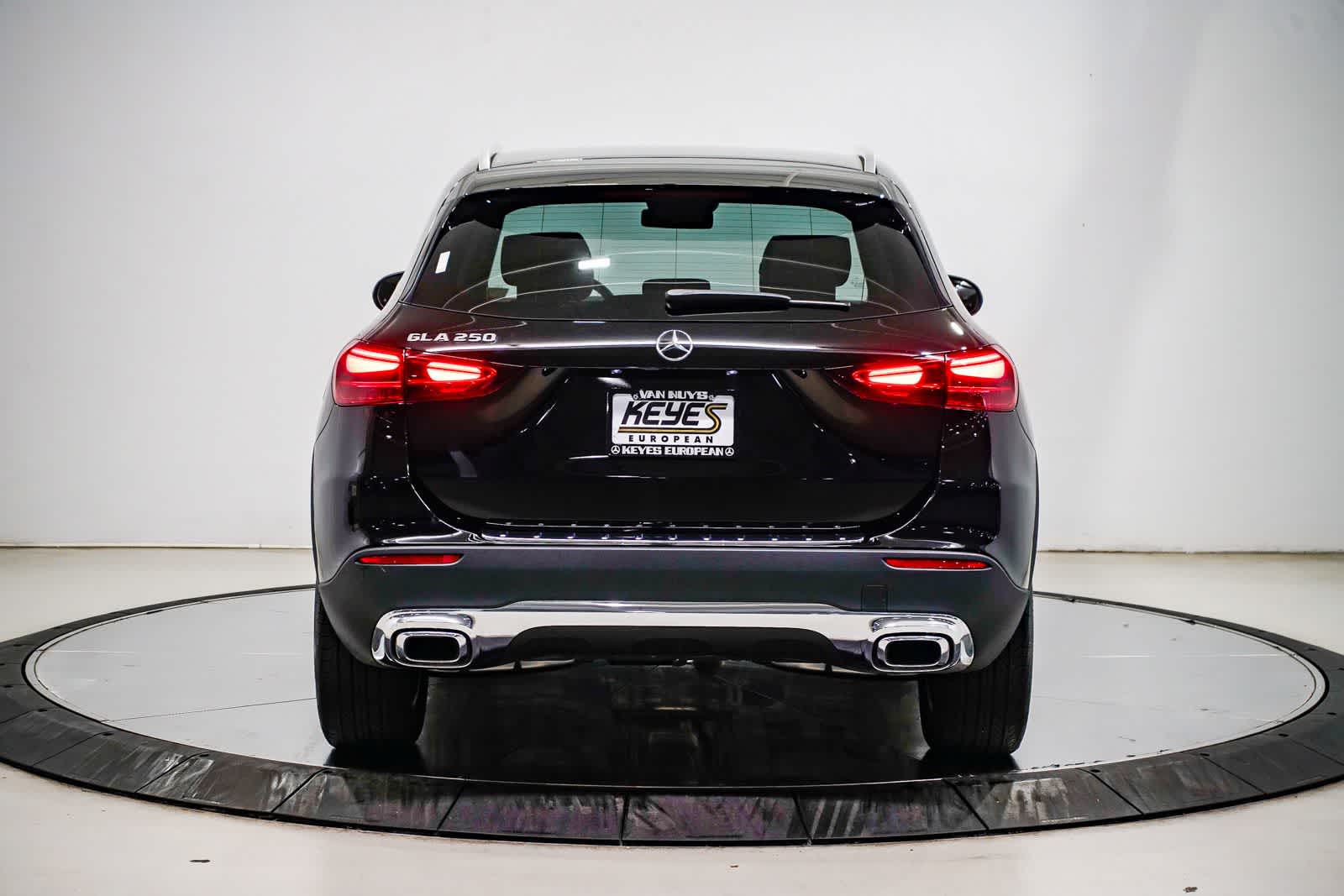 Thumbnail: 2026 Mercedes-Benz GLA - 3