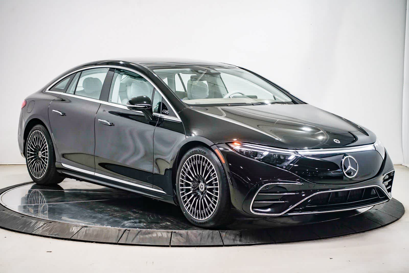 Thumbnail: 2023 Mercedes-Benz EQS - 5