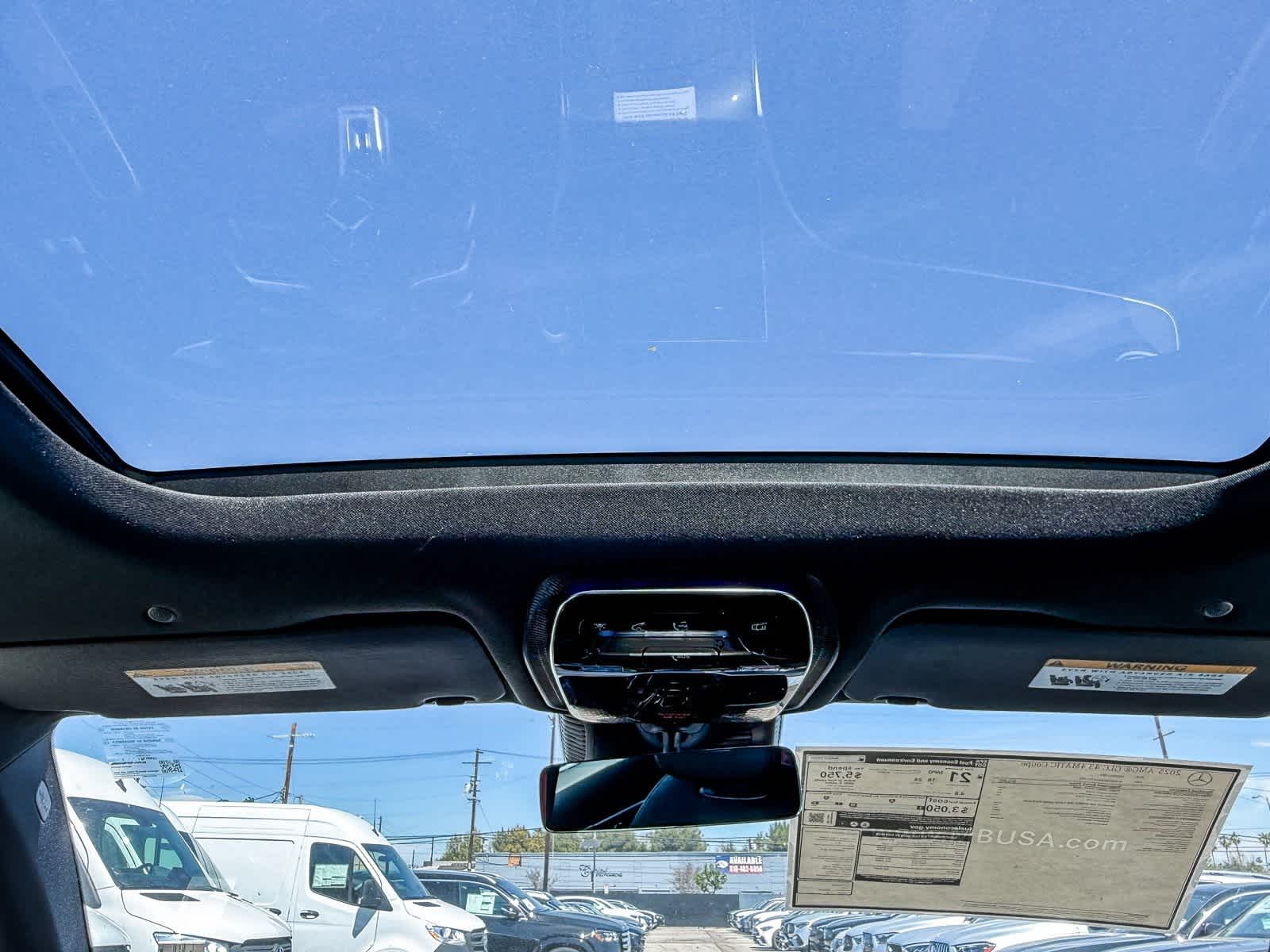 Thumbnail: 2025 Mercedes-Benz GLC - 16