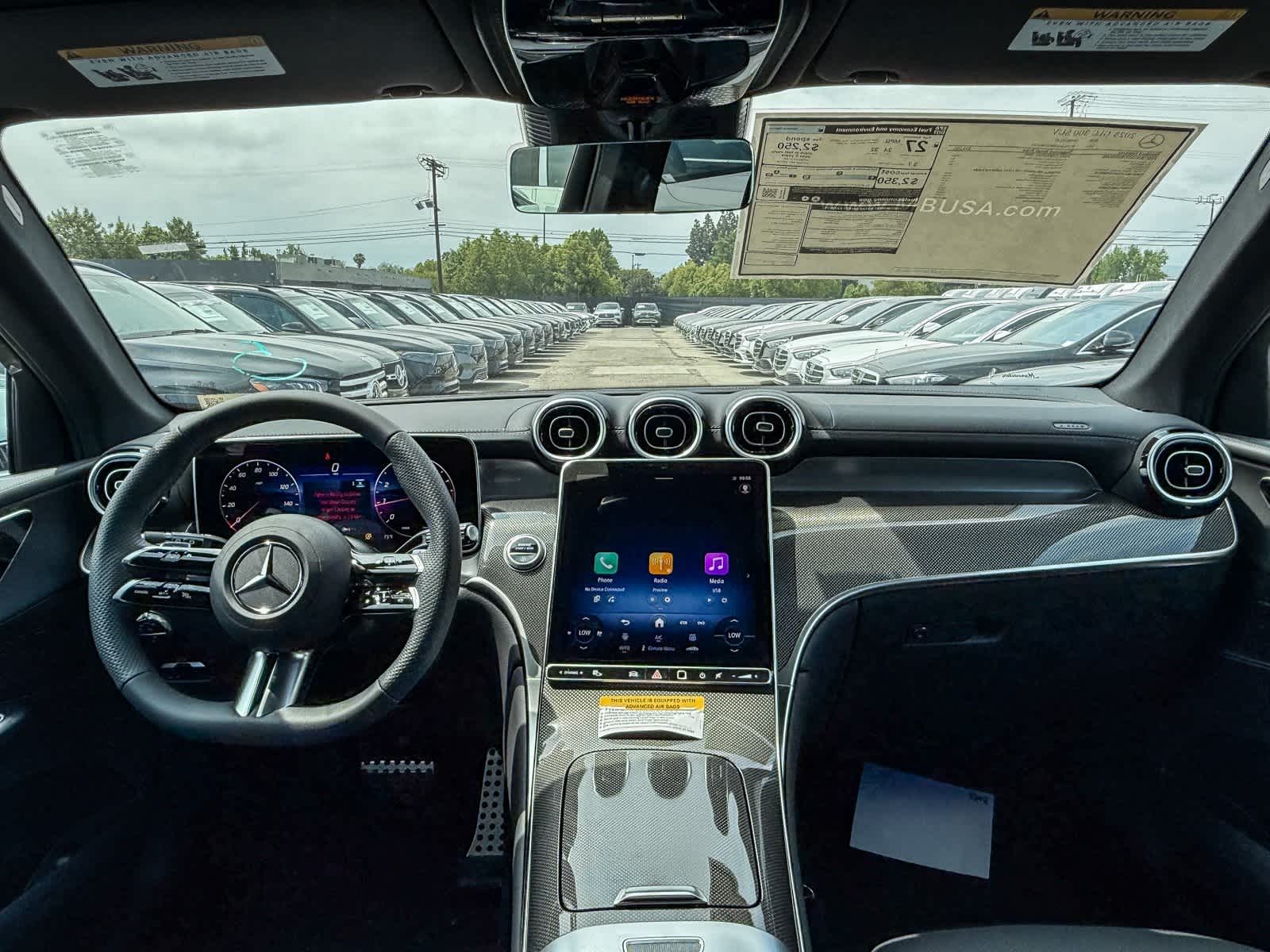 2025 Mercedes-Benz GLC 300 12