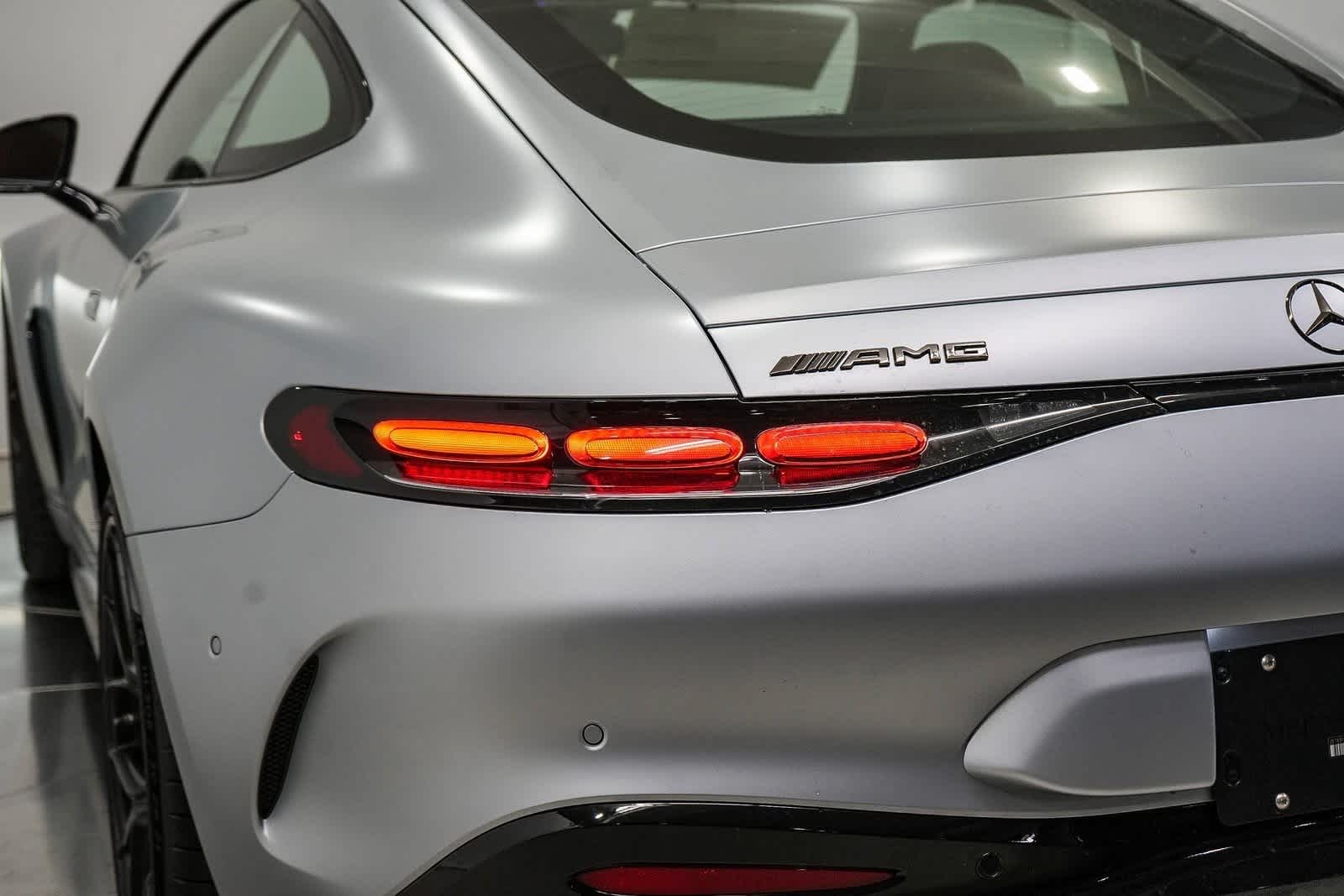 Thumbnail: 2025 Mercedes-Benz AMG GT - 11