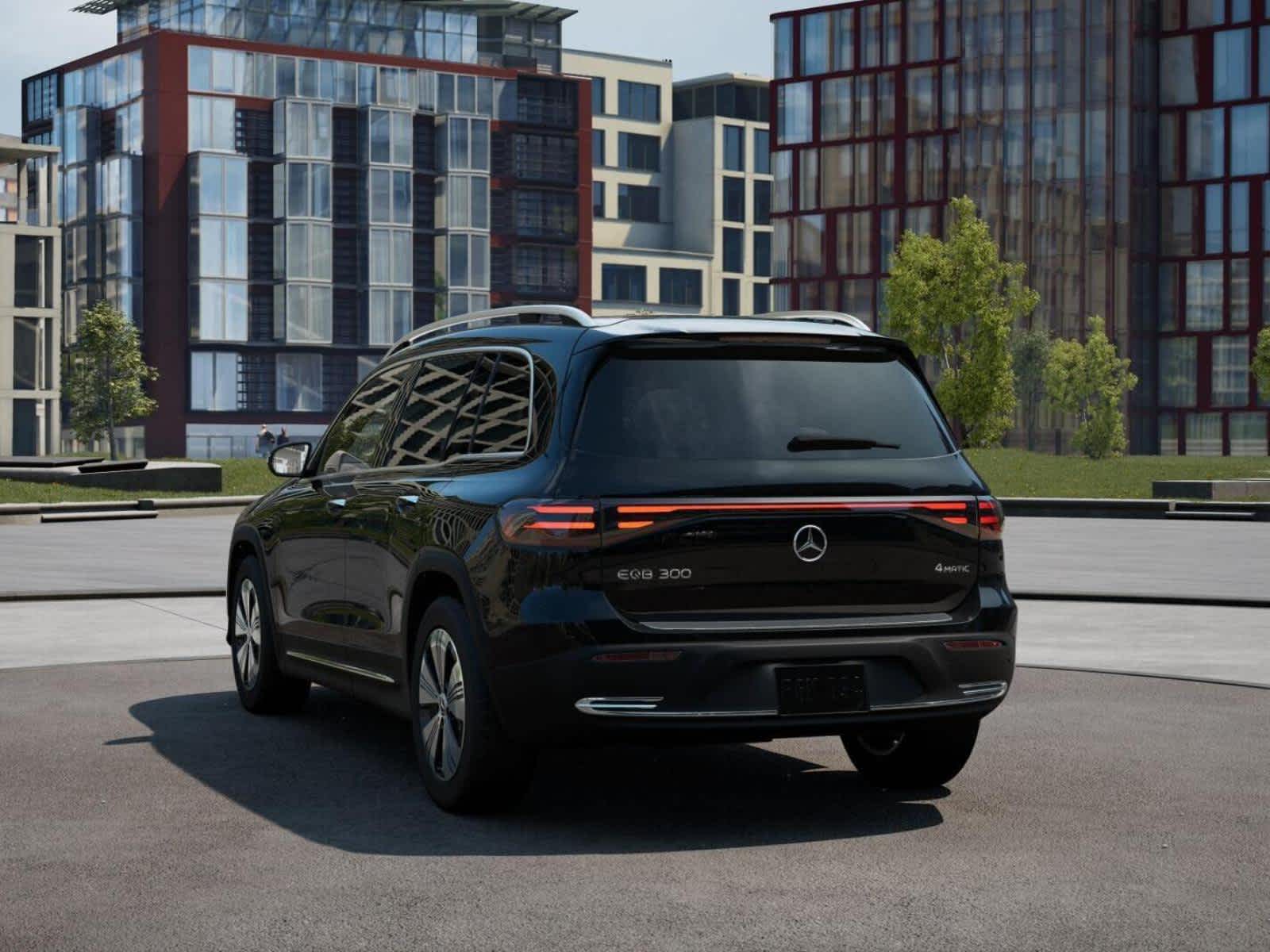 Thumbnail: 2025 Mercedes-Benz EQB - 26