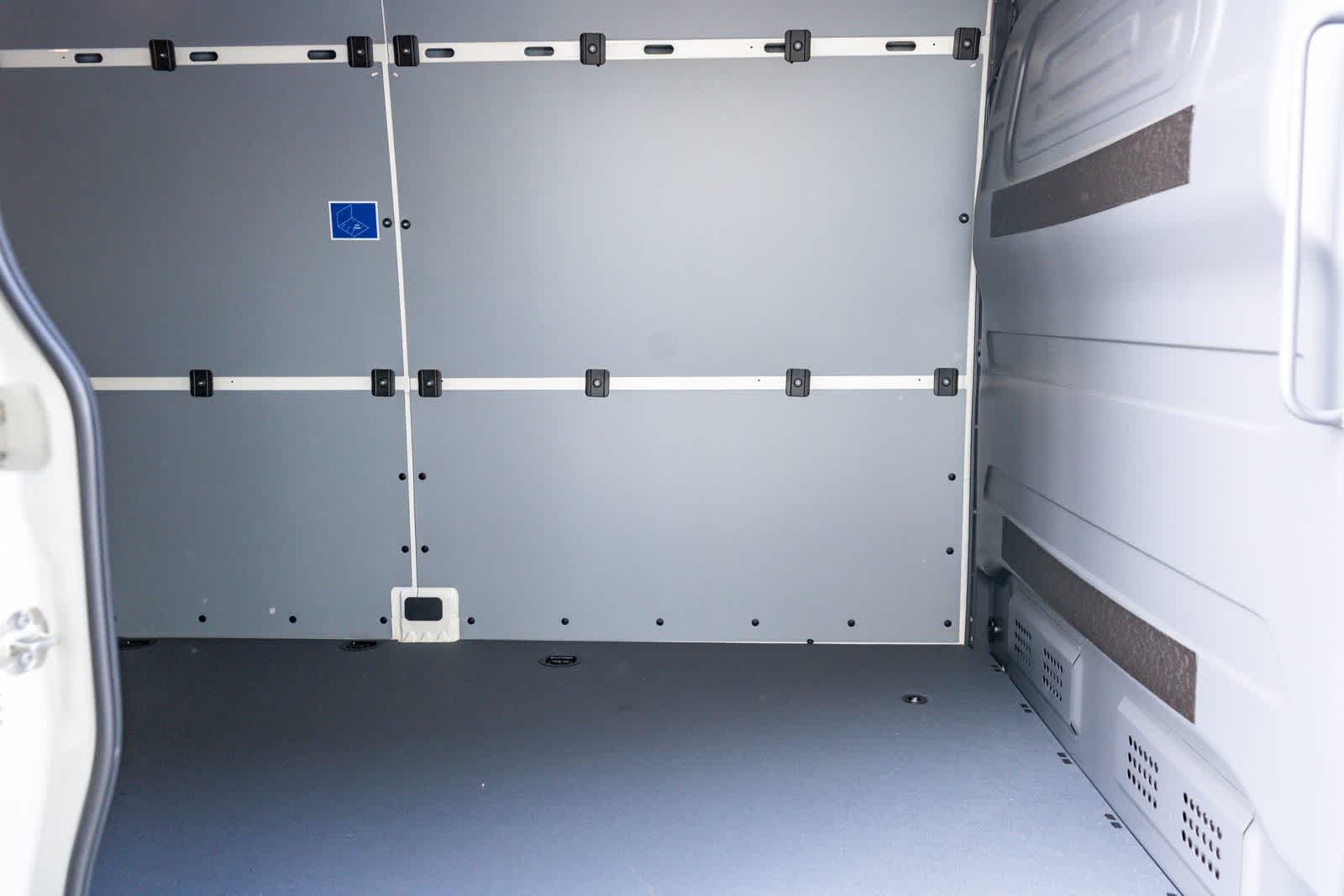 Thumbnail: 2026 Mercedes-Benz Sprinter - 16