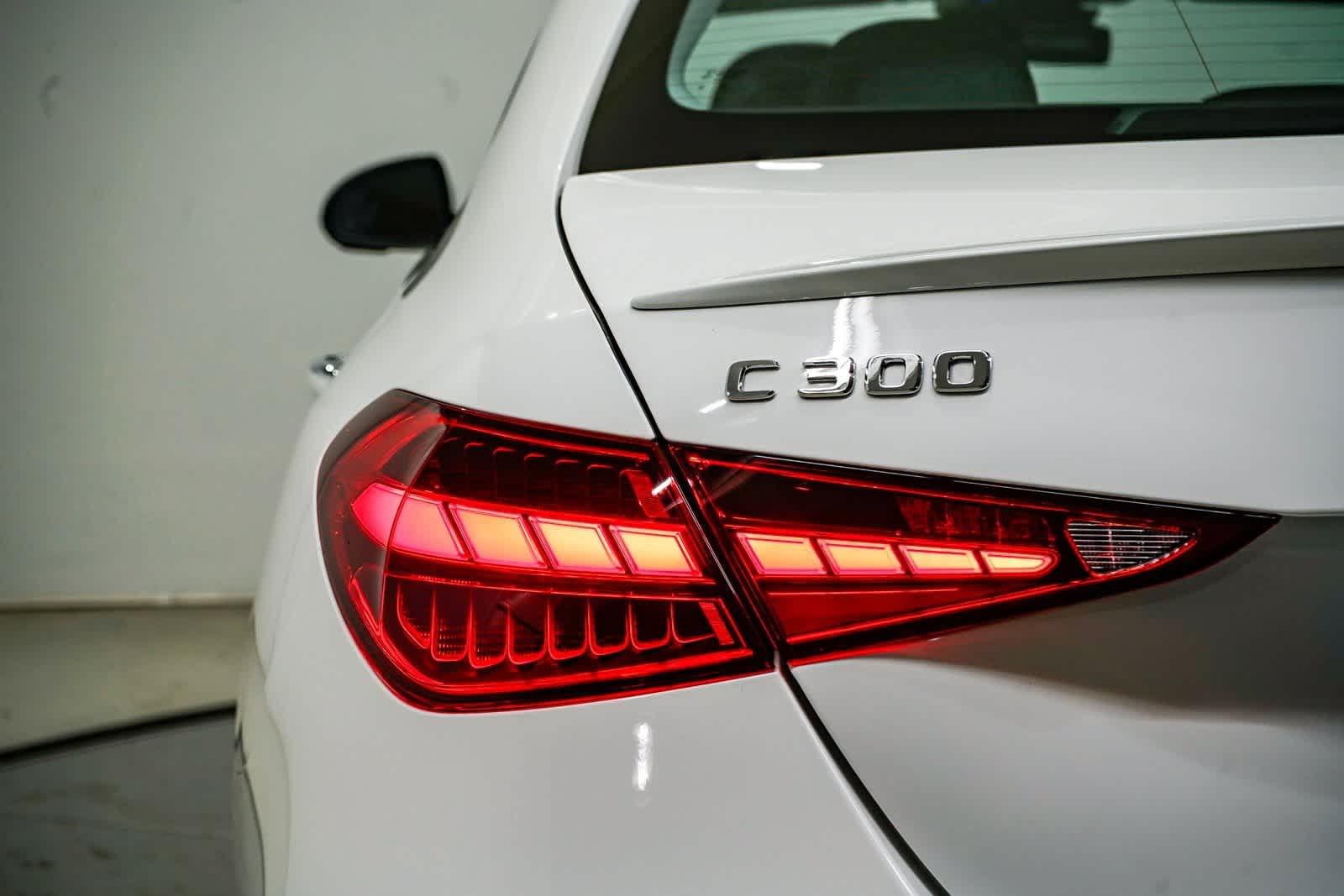 Thumbnail: 2025 Mercedes-Benz C-Class - 9