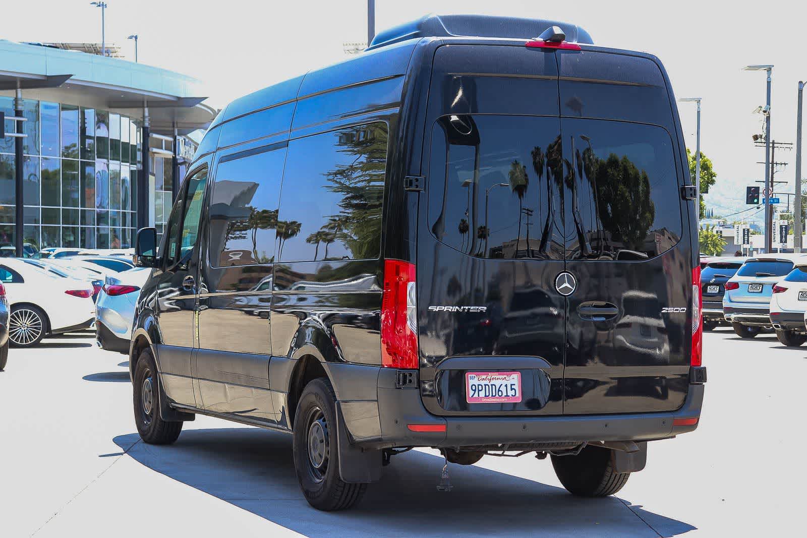 Thumbnail: 2024 Mercedes-Benz Sprinter - 2