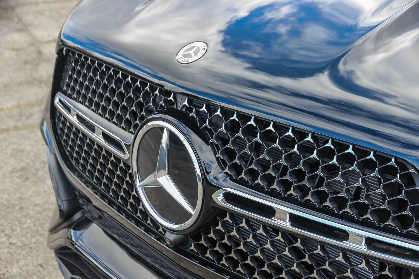 Thumbnail: 2026 Mercedes-Benz GLE - 9
