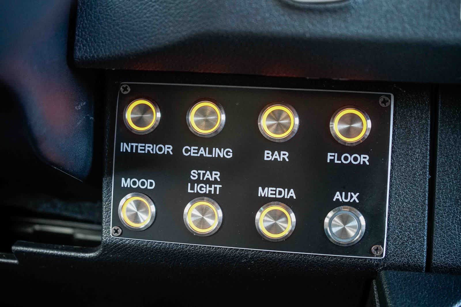 Thumbnail: 2025 Mercedes-Benz Sprinter - 19