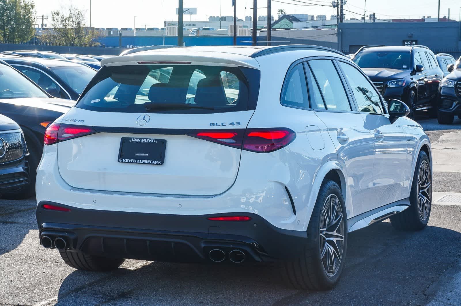 Thumbnail: 2025 Mercedes-Benz GLC - 4