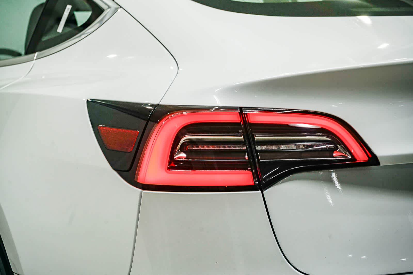Thumbnail: 2018 Tesla Model 3 - 9