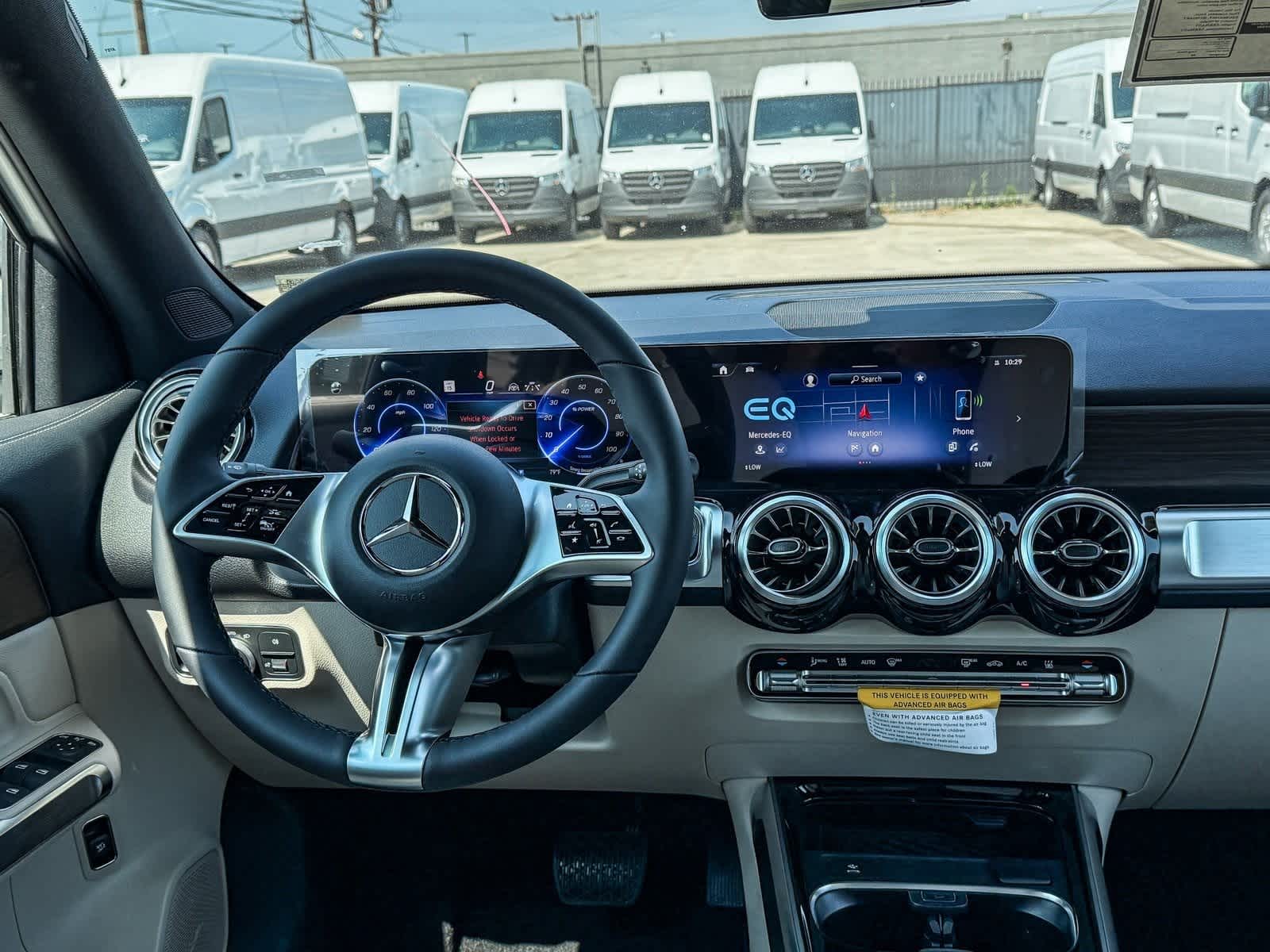 Thumbnail: 2025 Mercedes-Benz EQB - 14