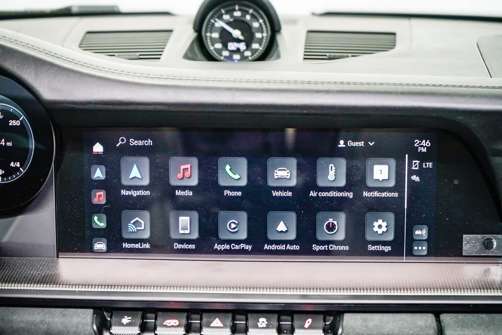 Thumbnail: 2022 Porsche 911 - 14