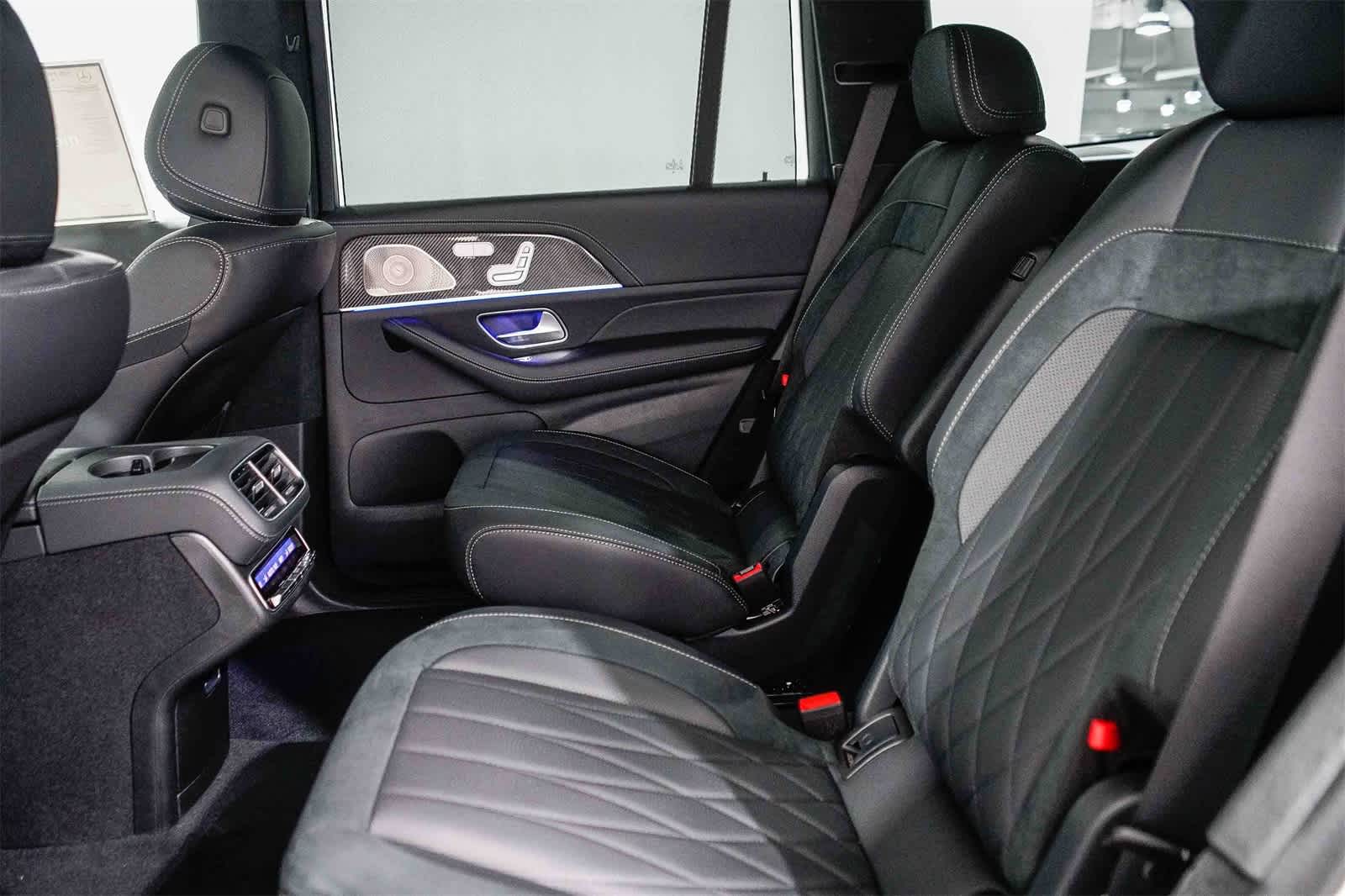 Thumbnail: 2026 Mercedes-Benz GLS - 20