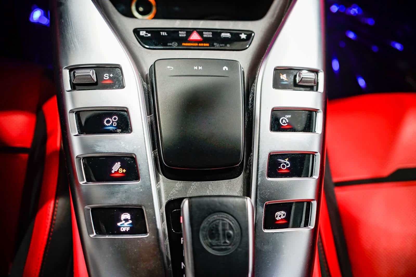 Thumbnail: 2022 Mercedes-Benz AMG GT - 23