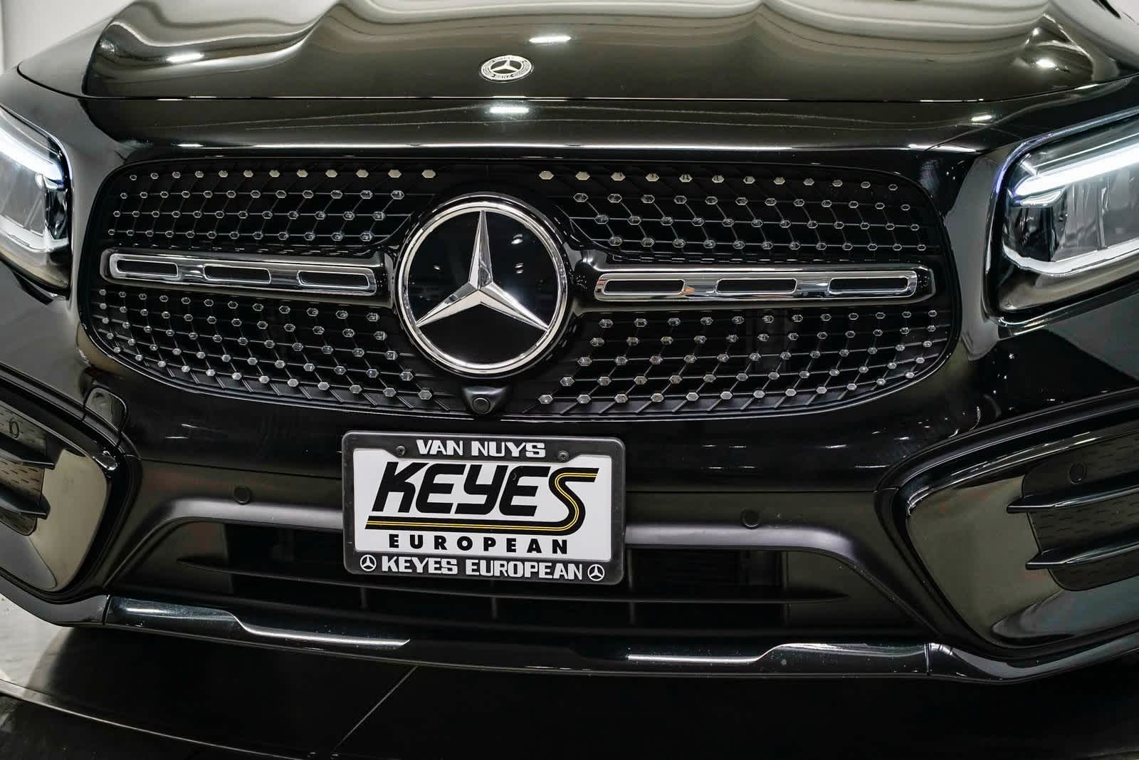 Thumbnail: 2025 Mercedes-Benz GLB - 8