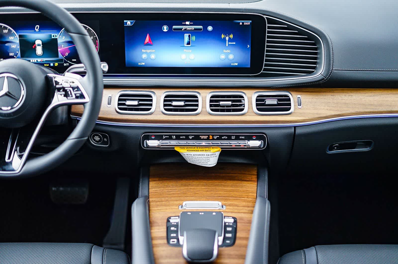 Thumbnail: 2026 Mercedes-Benz GLE - 15