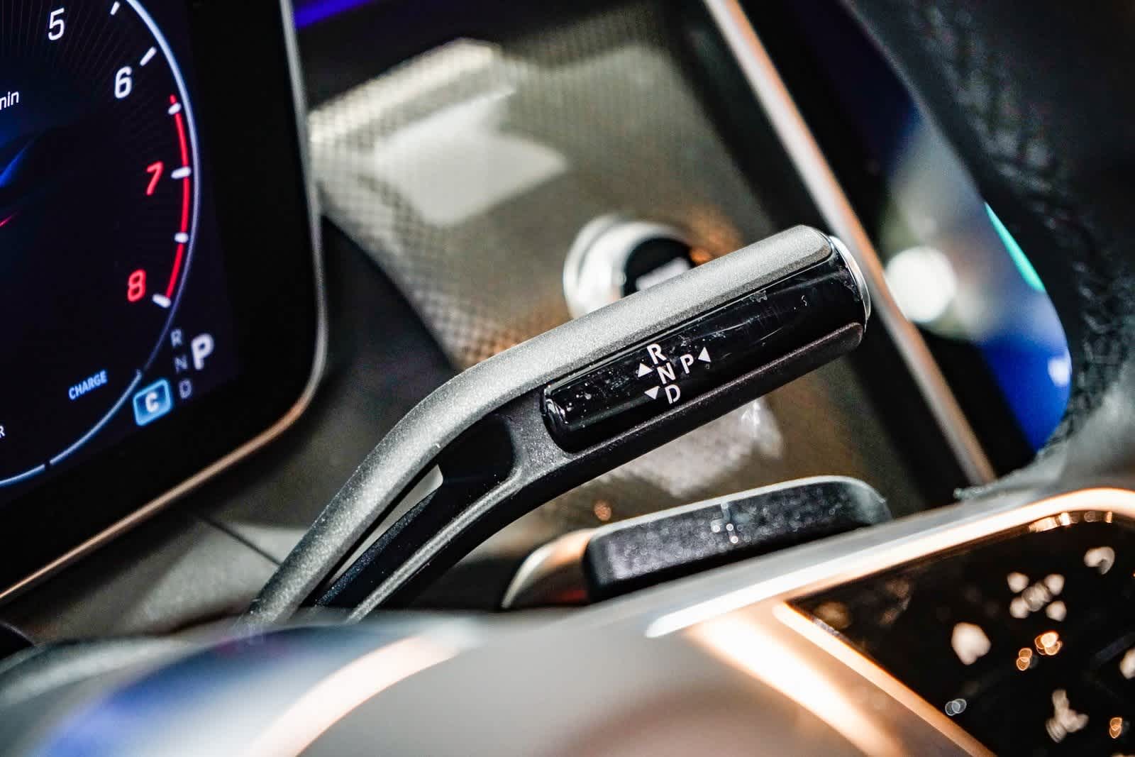 Thumbnail: 2025 Mercedes-Benz GLC - 20