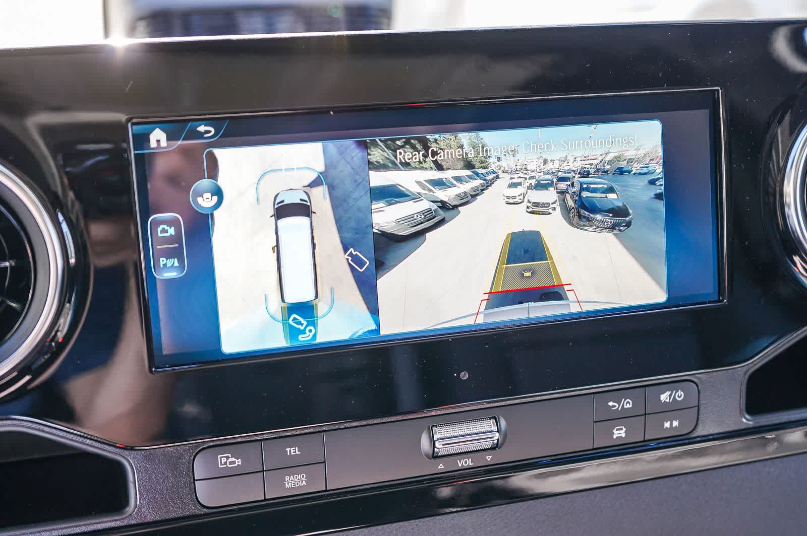 Thumbnail: 2026 Mercedes-Benz Sprinter - 25