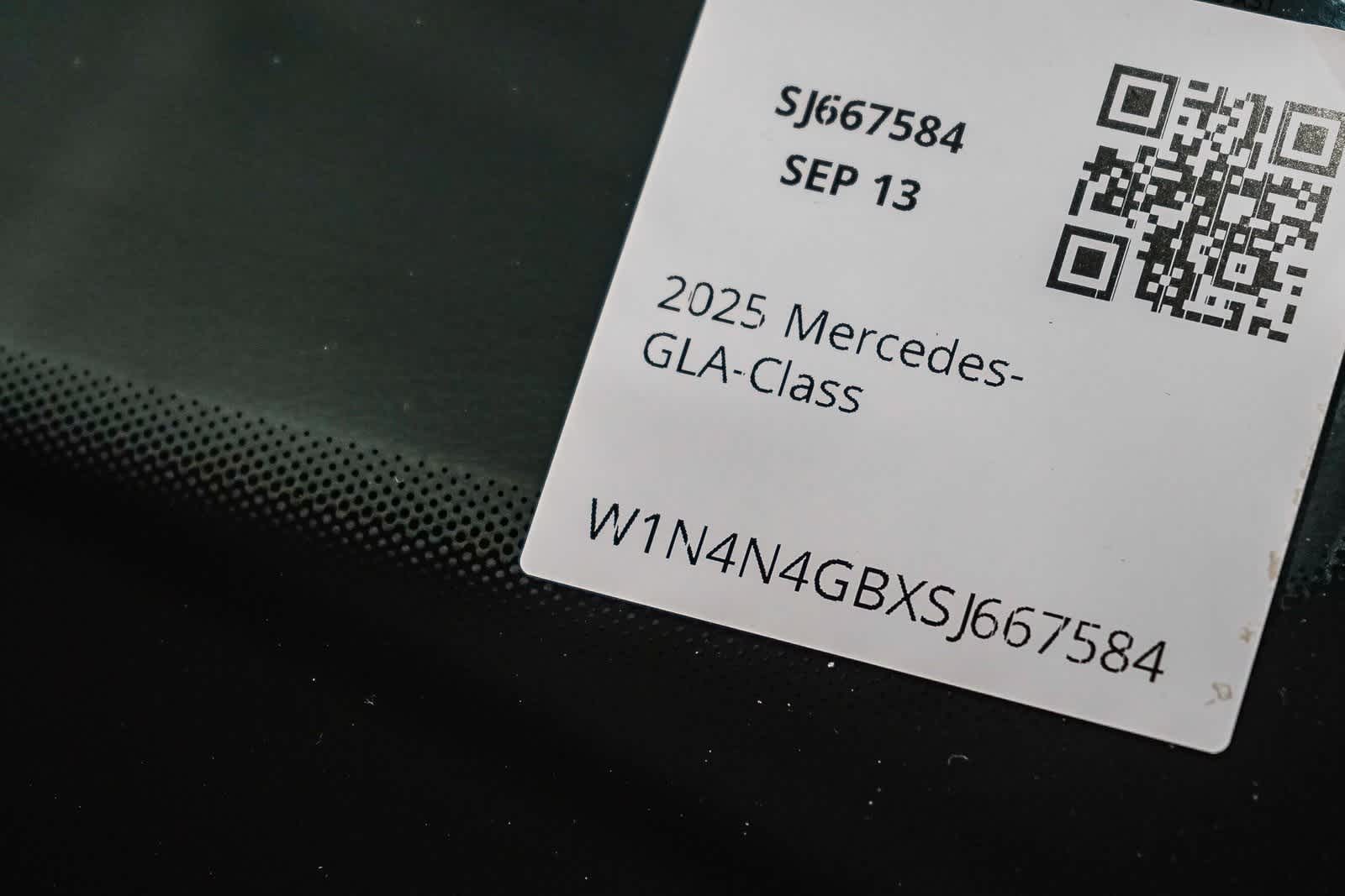 Thumbnail: 2025 Mercedes-Benz GLA - 28