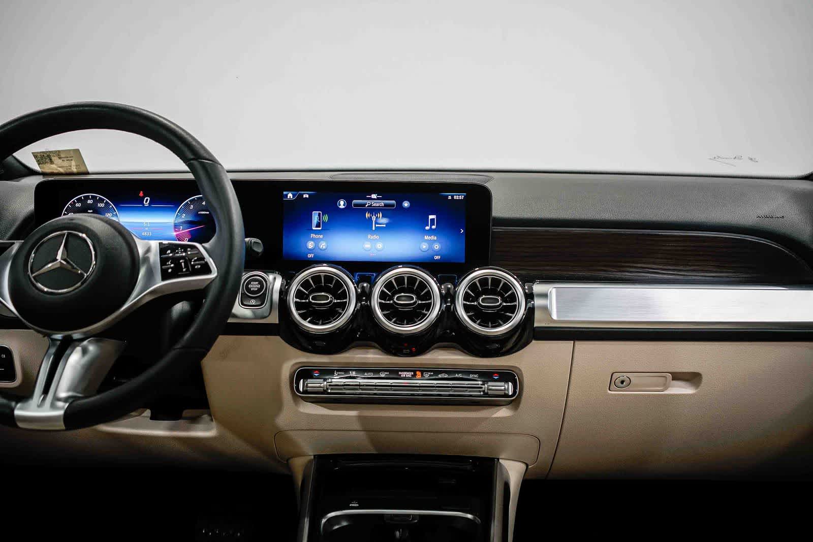 Thumbnail: 2026 Mercedes-Benz GLB - 13