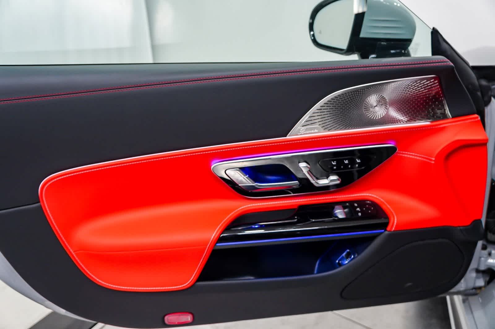 Thumbnail: 2025 Mercedes-Benz AMG GT - 20