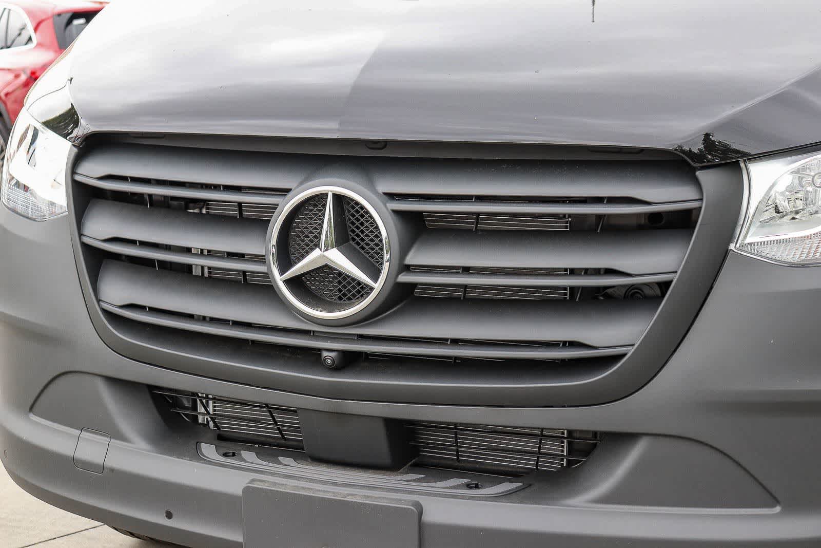 Thumbnail: 2026 Mercedes-Benz Sprinter - 8
