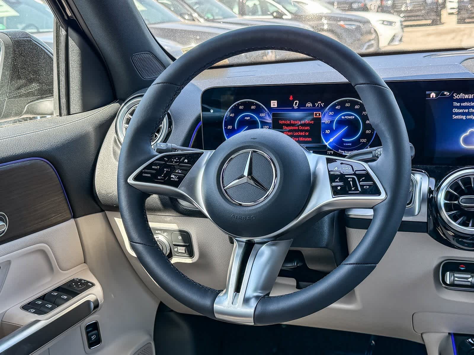 Thumbnail: 2025 Mercedes-Benz EQB - 16