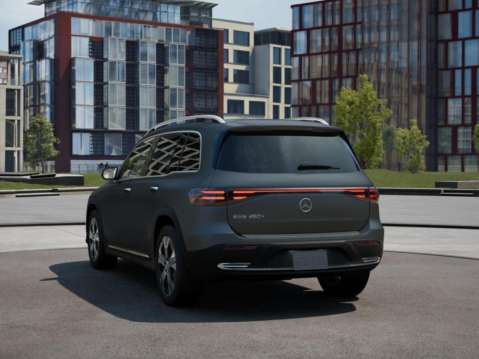 Thumbnail: 2025 Mercedes-Benz EQB - 26